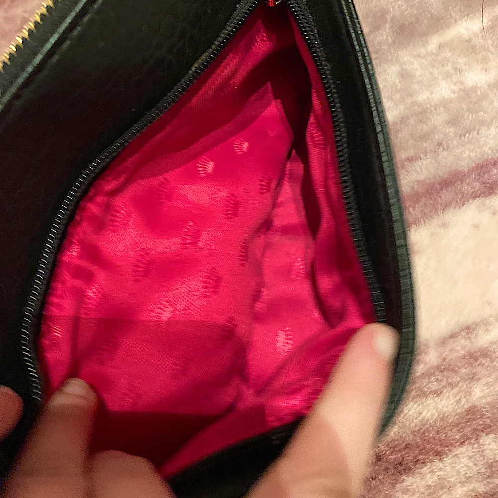 Juicy Couture Wristlet - Picture 3 of 7